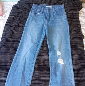 Levis jeans